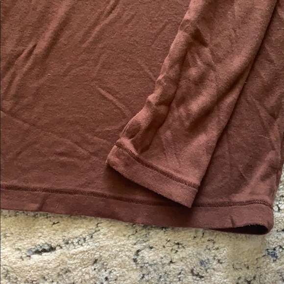 Splendid- V-Neck Long Sleeve- XSmall - Picture 4 of 5